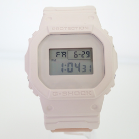 3535の×エンダースキーマ bs-rc-gsk DW-5600VT(DW-5600HS-4JF) デジタル腕時計の買取実績です。