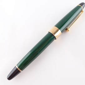 大橋堂のJ.S.U OHASIDO 緑漆 キャップ縁K18 ペン先K14 万年筆の買取実績です。