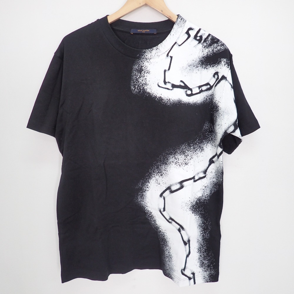 ルイヴィトンの2020年新作　Spray Chain Print Tee　チェーンプリント 半袖Tシャツ　メンズの買取実績です。