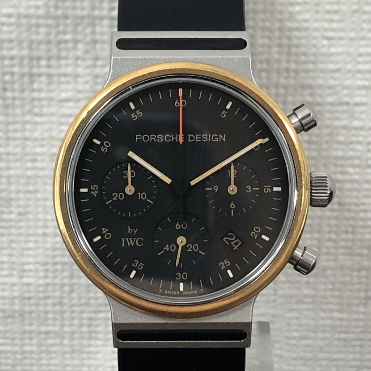 ポルシェデザインの×IWC(インターナショナルウォッチカンパニー)　クロノグラフ　3720-002　黒文字盤　ゴールドベゼル　※不動・ジャンク扱いの買取実績です。