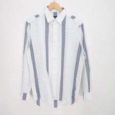 ルイヴィトンの国内正規 18年秋冬コレクション コットン モノグラムストライプ 長袖シャツをエコスタイル広尾店で買取いたしました。状態は通常使用感があるお品物です。