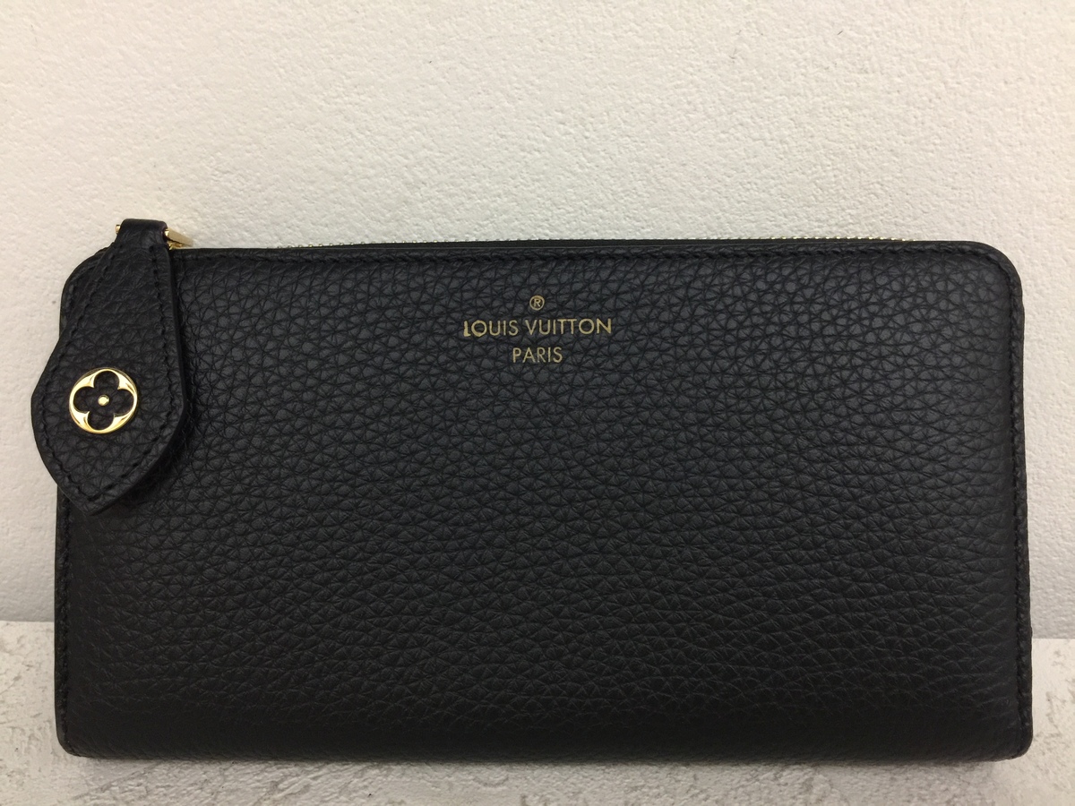 浜松鴨江店で、ルイヴィトンの19年製のM63102 トリヨンの