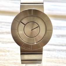 イッセイミヤケのVJ20-0010 吉岡徳仁デザイン シルバー ブレスウォッチ クオーツ腕時計をエコスタイル銀座本店で買取いたしました。状態は通常使用感があるお品物です。※電池切れ