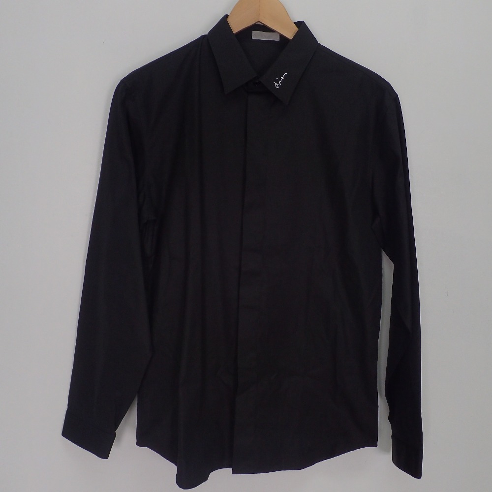 ディオールオムの463C541W6680  黒 ロゴ刺繍 長袖シャツの買取実績です。