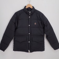 アベイシングエイプ 20年製 001GDG201007X ブラック 胸元ワッペン付 STAND COLLAR DOWN JACKET 買取実績です。