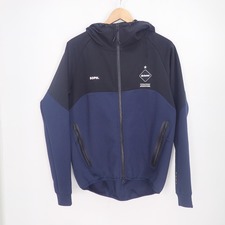 FCRB(エフシーレアルブリストル) 19SS FCRB-190019 ネイビー VENTILATION HOODIE 切替ジップアップパーカー 買取実績です。