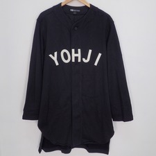 新宿店で、Y-3のFJ0434 LETTERS BASEBALL SHIRT ロングベースボールシャツを買取しました。状態は若干の使用感がある中古品です。