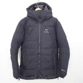 アークテリクスの18017 GORE WINDSTOPPER Ceres SV ParkaセレスSVパーカ 850フィル ダウンジャケットの買取実績です。