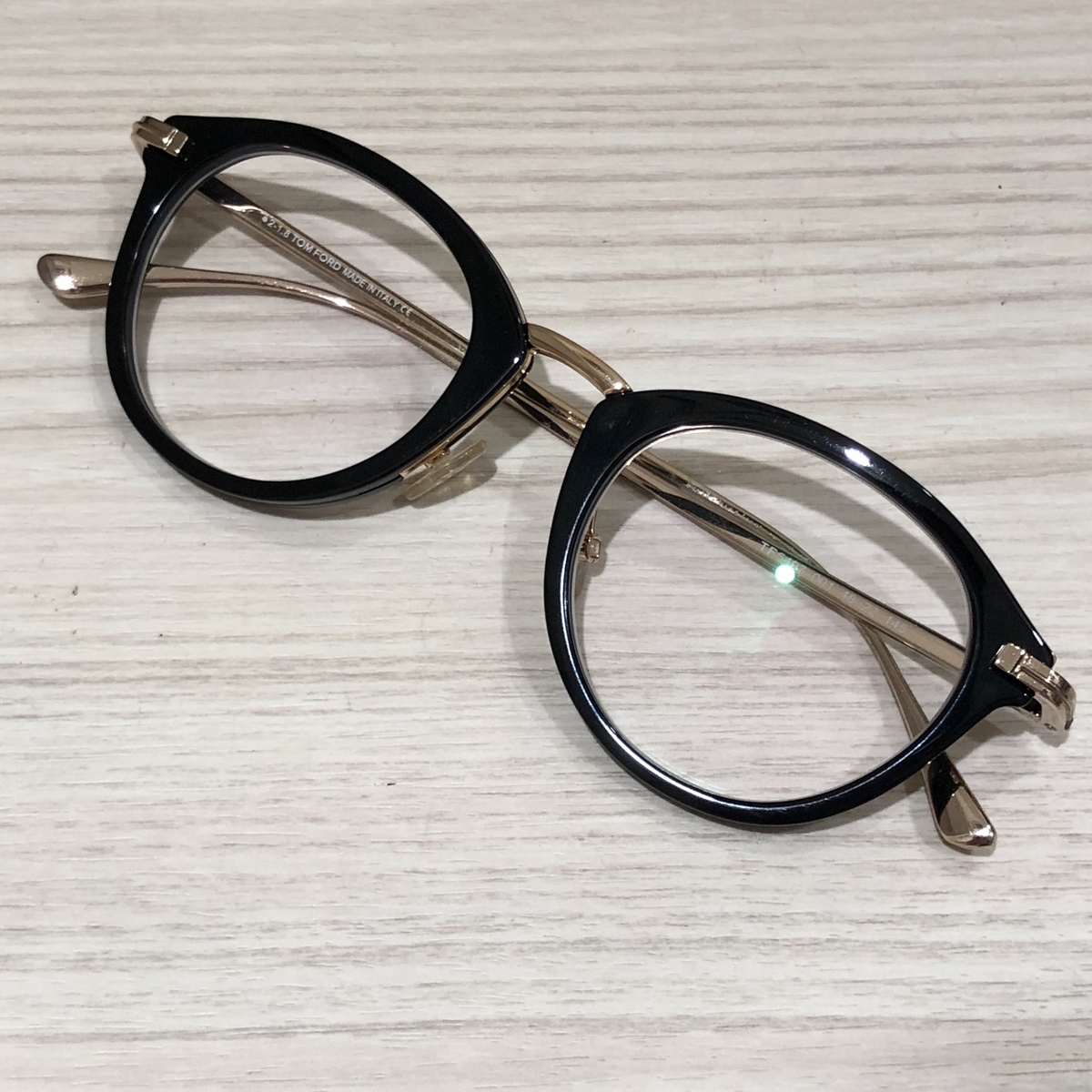 トムフォードのTF5497-001 ボストンシェイプ 眼鏡の買取実績です。
