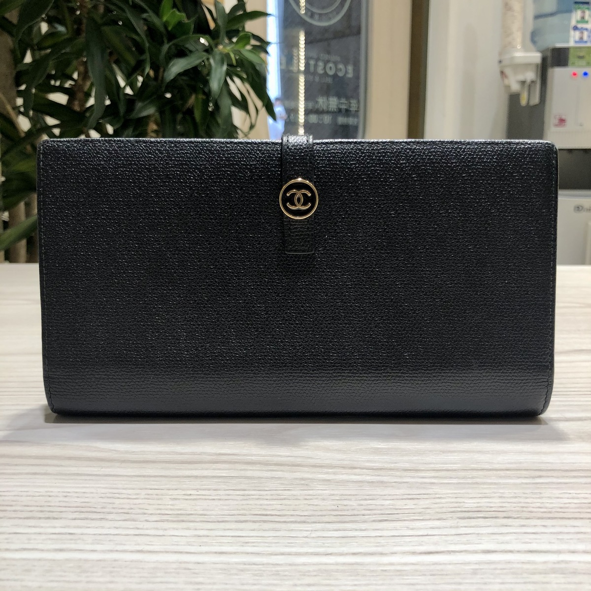 シャネルのブランド財布の9番台 型押し ココマーク釦 長財布の買取実績です 年10月3日公開の情報です エコスタイル