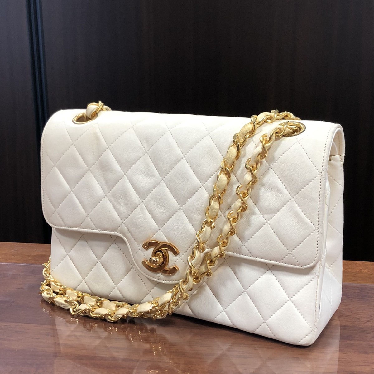 【レア】CHANEL マトラッセ ホワイト ショルダーバッグ ヴィンテージ