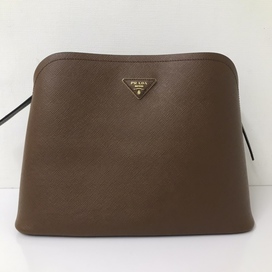 プラダの1BA249 サフィアーノ マチネ 2WAYバッグの買取実績です。