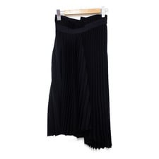 エコスタイル銀座本店で、バレンシアガの正規の20年製の503052のブラックのファンシープリーツスカートを買取りました。状態は数回使用程度の新品同様品です。