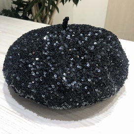 ディオールのブラック スパンコール ベレー帽の買取実績です。