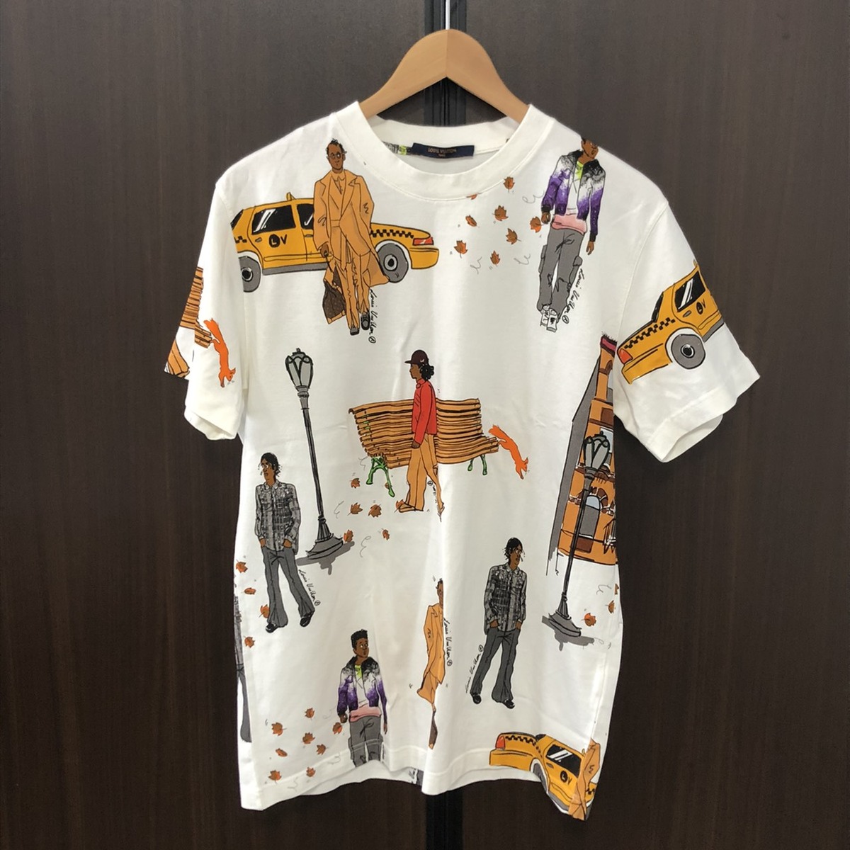 ルイヴィトンの洋服の19年aw ニューウォーカーズプリンテッド ヴァージル アブロー 半袖tシャツ 半袖カットソーの買取実績です 年11月13日公開の情報です エコスタイル ルイヴィトンの洋服の19年aw ニューウォーカーズプリンテッド ヴァージル アブロー 半袖tシャツ 半袖カットソーの買取実績です 年11月13日公開の情報です エコスタイル