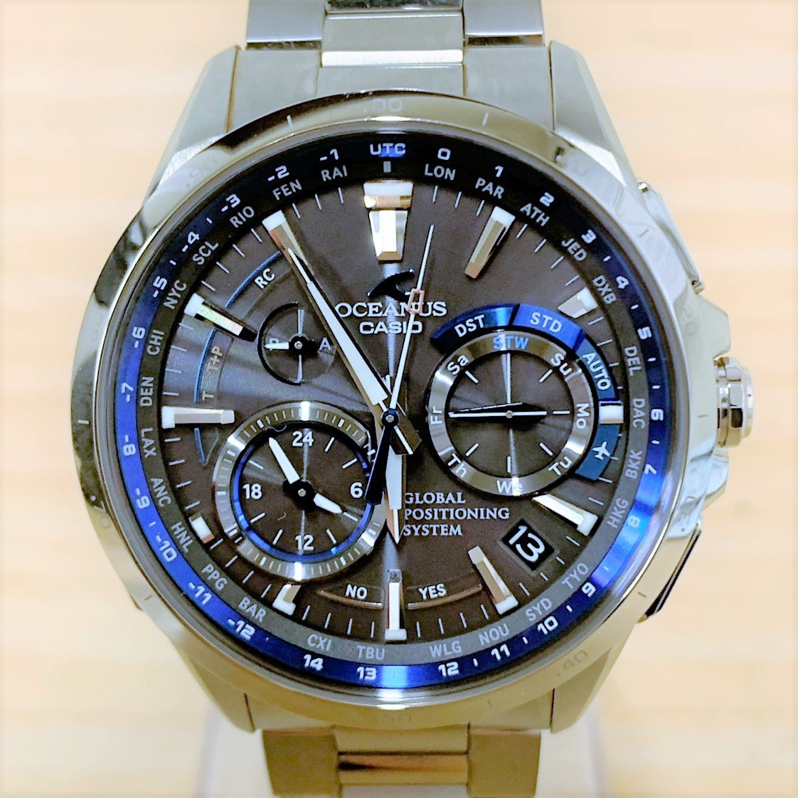 カシオのOCW-G1000-1AJF オシアナス 腕時計の買取実績です。