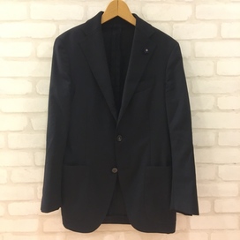 ラルディーニのAP22557AQ ロロピアーナ生地 3Bジャケットの買取実績です。
