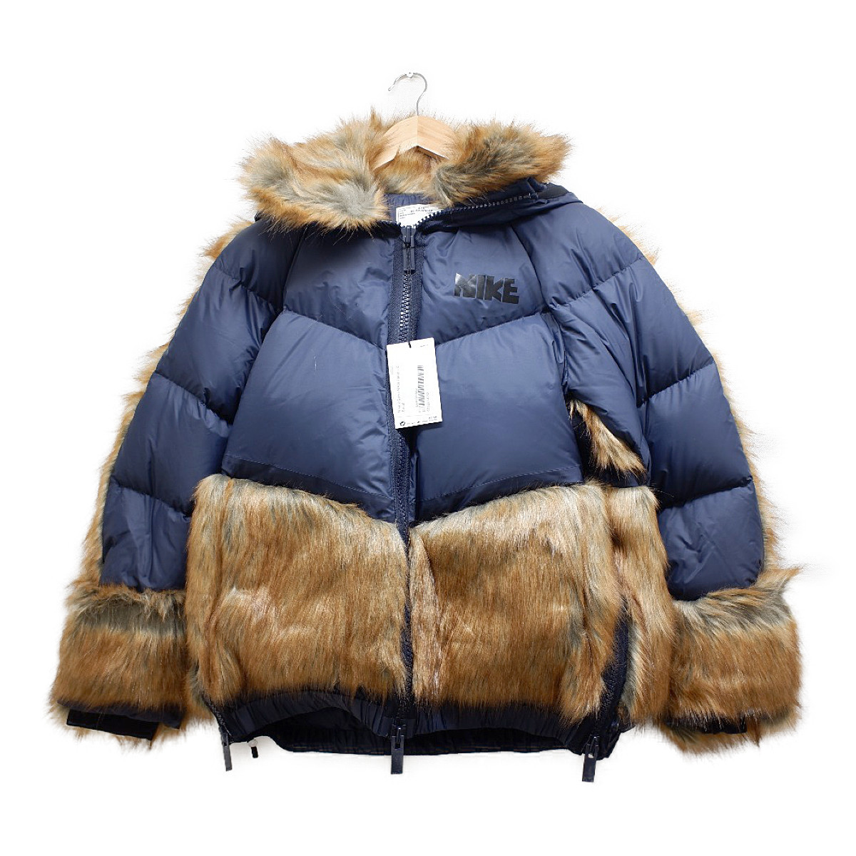 ナイキ Nike のダウンジャケットのナイキ Sacaiサカイ Ct3267 475 Nsw Other Sports W Nrg Rh Parkaの買取実績です 年12月日公開の情報です エコスタイル