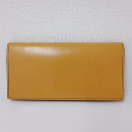 ココマイスターの45014037 イエロー ブライドル・アルフレートウォレットの買取実績です。