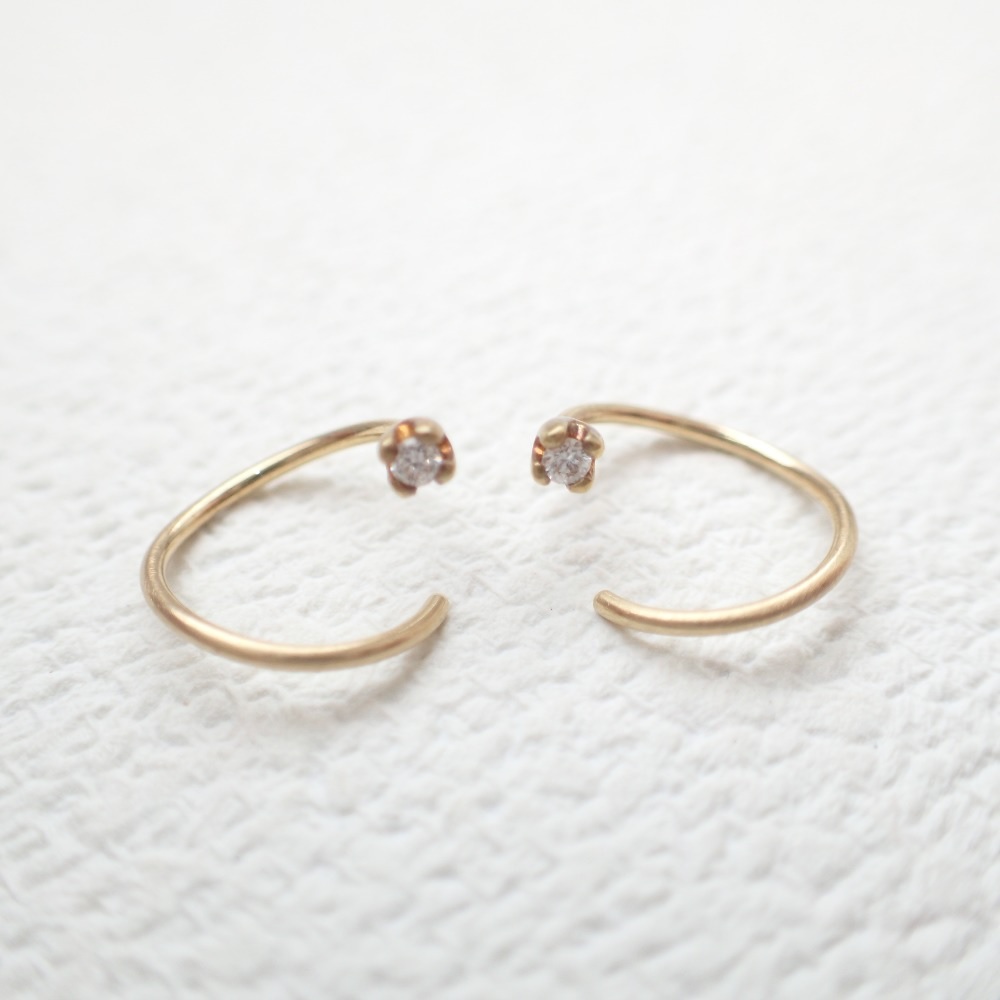 hum 【humete】ダイヤフープピアス