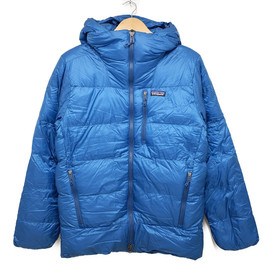 パタゴニアの国内正規 84571 ブルー Fitz Roy Down Parkaの買取実績です。