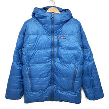 パタゴニア 国内正規 84571 ブルー Fitz Roy Down Parka 買取実績です。