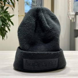 シュプリームのブラック×ブラック 2014秋冬 New Era Tonal Box Logo ビーニーの買取実績です。