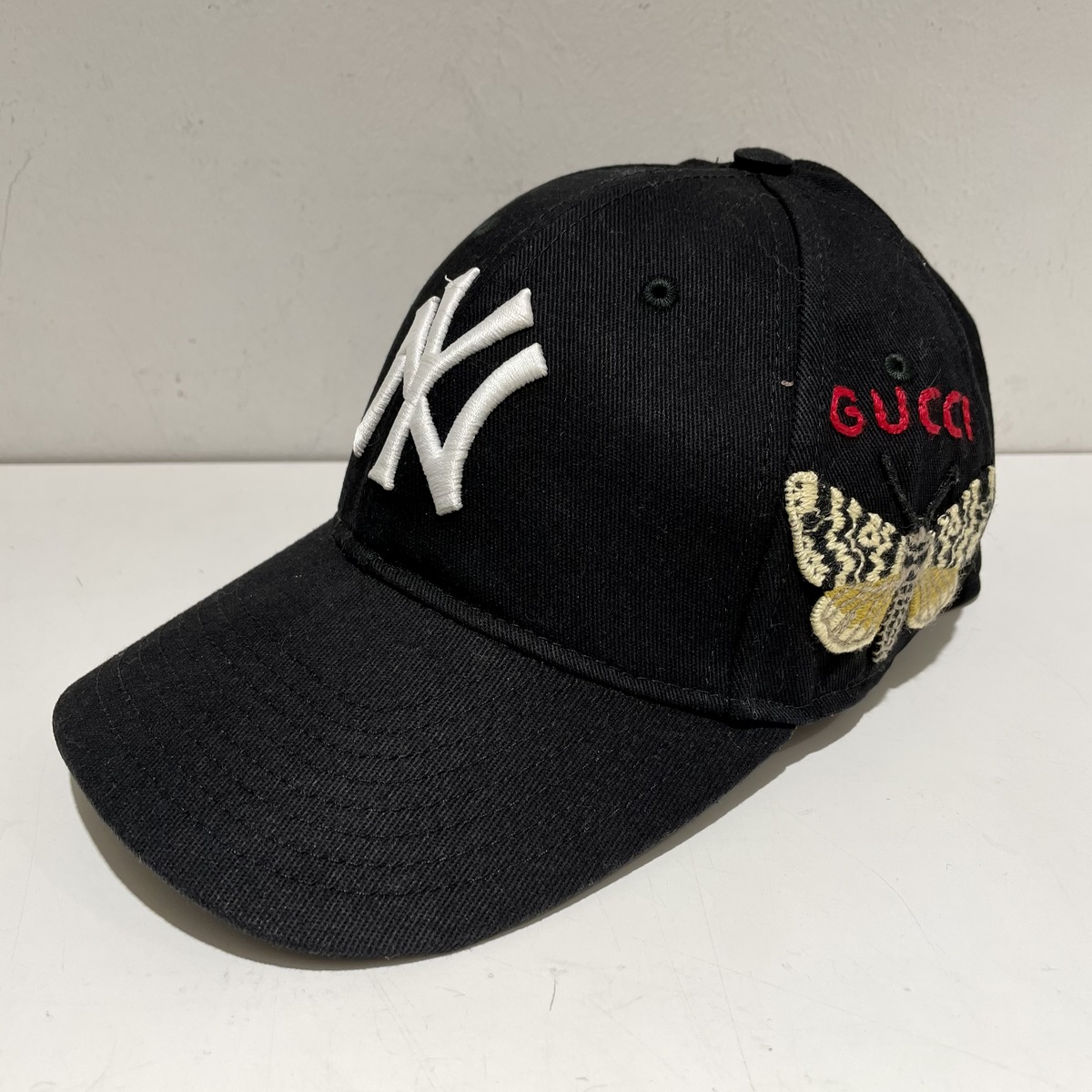 グッチの帽子のブラック ×ニューヨークヤンキース 538565 4HE20 2018 