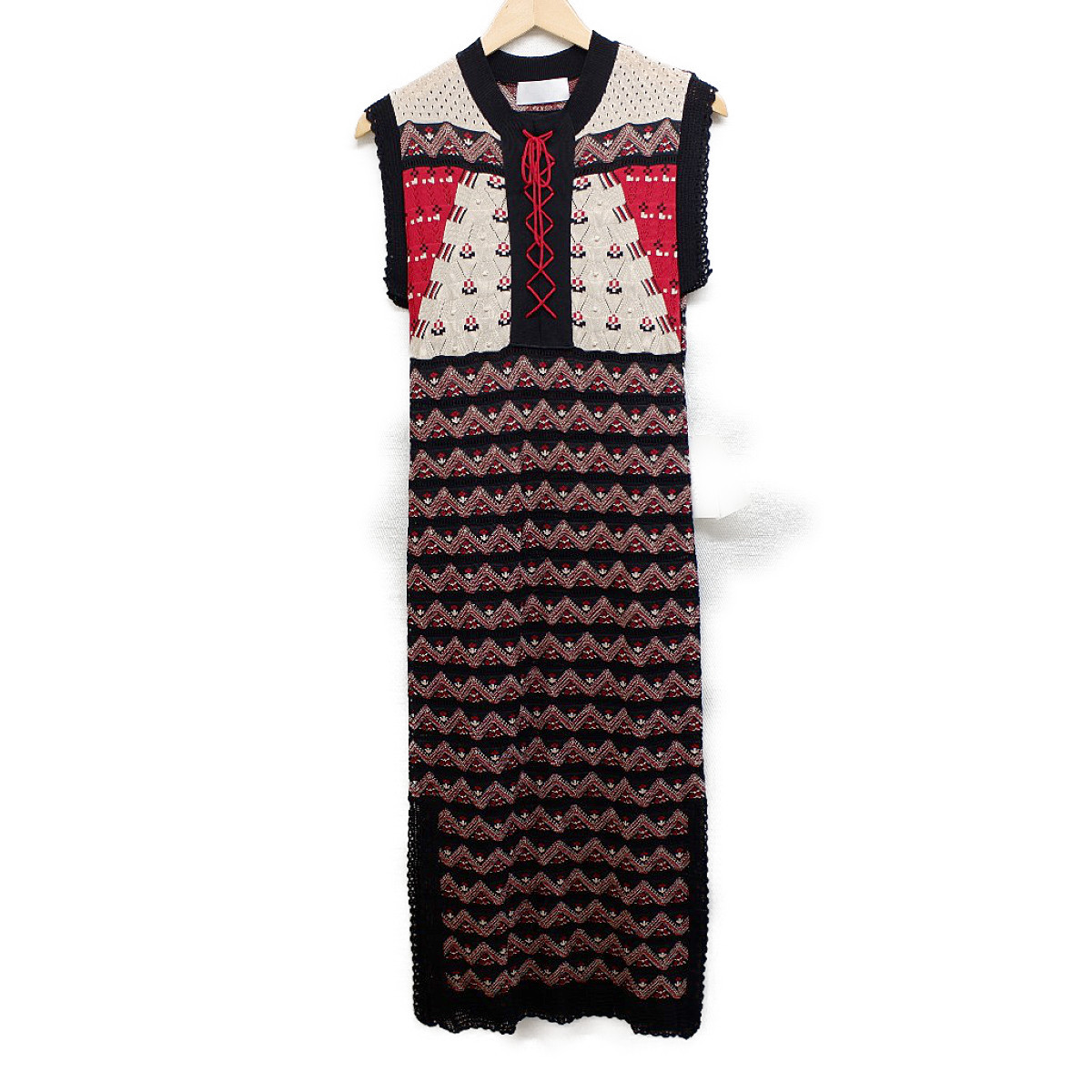 マメのレディース服のmm18ss Kn056 レーヨン混 総柄 ニットドレスの買取実績です 21年1月19日公開の情報です エコスタイル