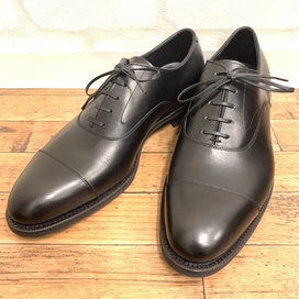 三陽山長の黒 友二郎 ストレートチップシューズの買取実績です。