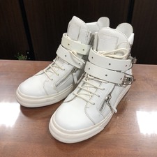 ジュゼッペザノッティ ホワイト　サイドバッグジップ×ダブルベルト　レザー　ハイカットスニーカー 買取実績です。