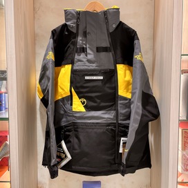 ザ・ノース・フェイスのスティープテック96アポジージャケット(NS62007)の買取実績です。