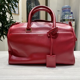 サンローランのレッド ダッフル6 322049 ボストンバッグの買取実績です。