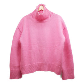 セリーヌの国内正規　2 3GO4/6394　カシミヤ100% 　ハイネック　チャンキーニットセーターの買取実績です。