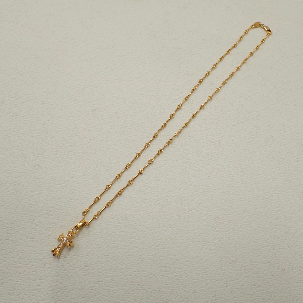 クロムハーツのアクセサリーの22K スモールCHクロス パヴェダイヤ 