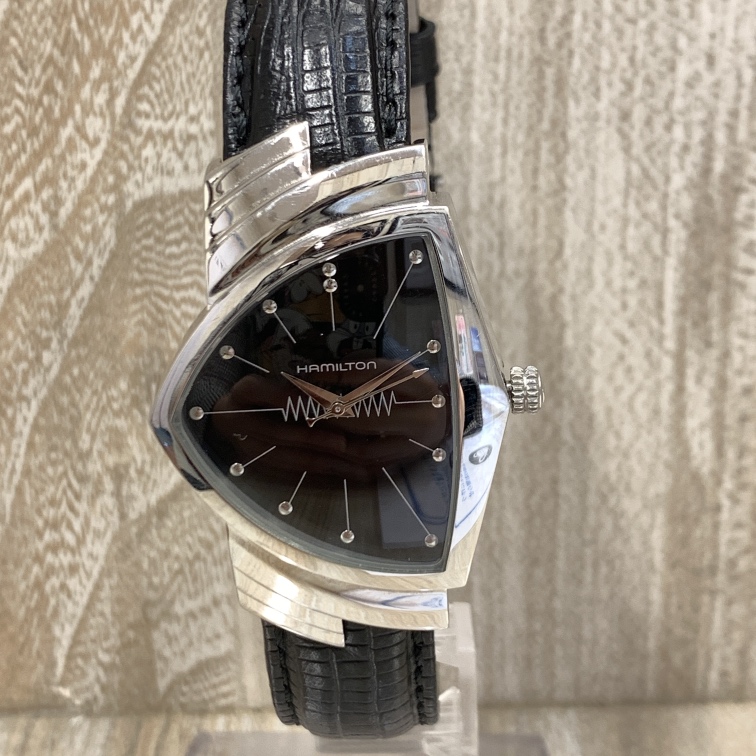 ハミルトンのH244112 ベンチュラ ステンレスケースタイプ 黒文字盤 クオーツレザー ベルト腕時計の買取実績です。