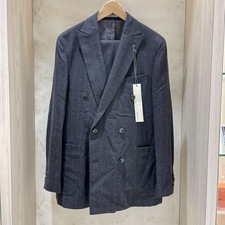 渋谷店で、状態の良いボリオリのスーツ(DOVER)を買取ました。状態は綺麗な状態の中古美品です。
