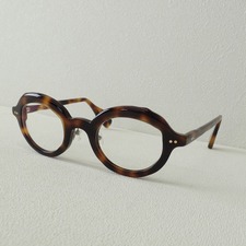 大阪心斎橋店の出張買取にて、マサヒロマルヤマ(MASAHIROMARUYAMA)の鼈甲柄、セルフレームメガネ/眼鏡(MM-0041 dessin/デッサン)を高価買取いたしました。状態は傷などなく非常に良い状態のお品物です。