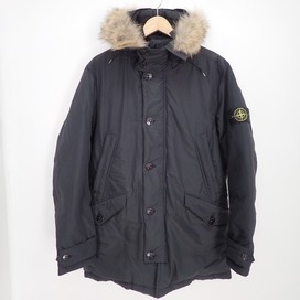 ストーンアイランドの631540926 MICRO REPS DOWN ファー付 N-3B ミリタリー ダウンコートの買取実績です。