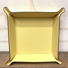 ルイヴィトン イエロー 折り畳み式 トレイ 小物入れ 買取実績です。