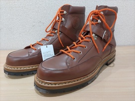 エルメスの13年AWコレクション ブラウン HIKING マウンテンブーツの買取実績です。
