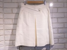 新宿店で、シャネルのP51038V38048 フロントプリーツ ツイードスカートを買取しました。状態は綺麗な状態の中古美品です。