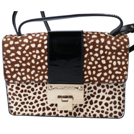 ジミーチュウのパテントレザー ハラコフラップ ショルダーバッグの買取実績です。
