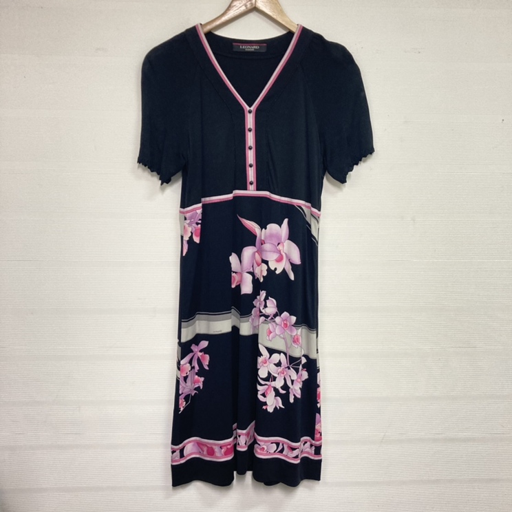 レオナールの洋服の国内正規品 花柄 ワンピースの買取実績です 21年3月31日公開の情報です エコスタイル