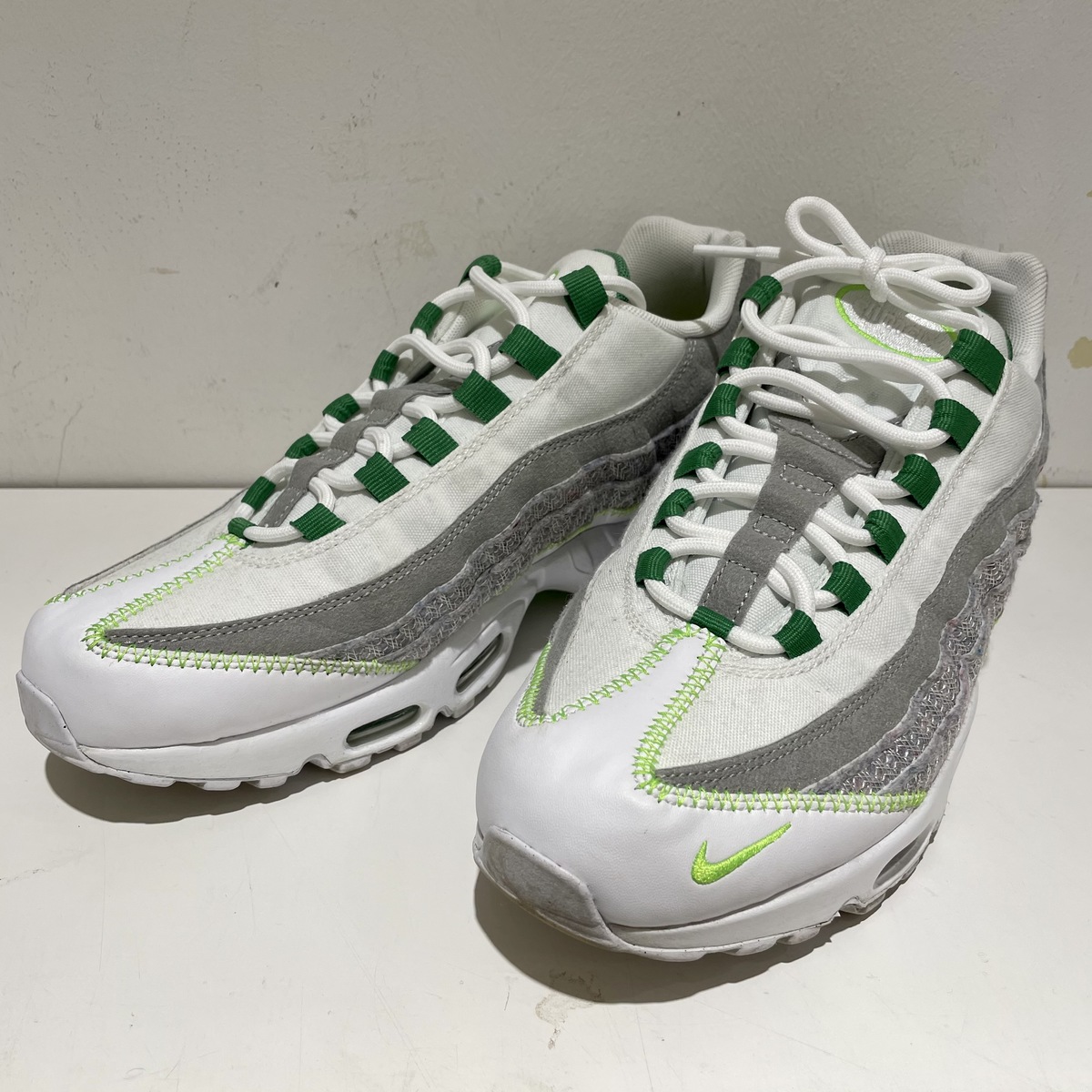 ナイキのスニーカーのホワイト クラシックグリーン Cu5517 100 Air Max 95 スニーカーの買取実績です 21年4月8日公開の情報です エコスタイル