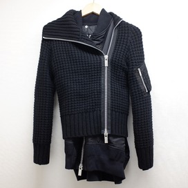 サカイの19AW 19-04718 ニットレイヤード ナイロンジップアップジャケットの買取実績です。