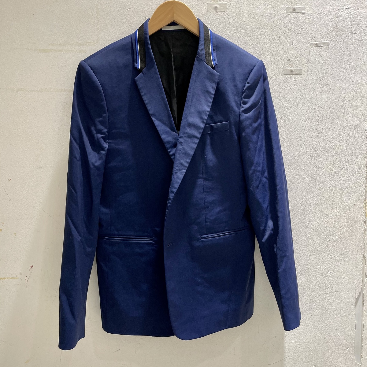 ディオールオムのブルー 2017年春夏 ウール テーラードジャケットの買取実績です。