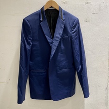 エコスタイル渋谷店で、2017年春夏物のディオールオムのテーラードジャケットを買取りました。状態は若干の使用感がある中古品です。