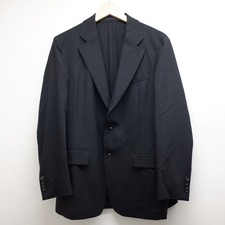 ヴェルサーチのPALAZZO TAILOR MODE A82753 ウール 2Bテーラードジャケットを買取させていただきました。広尾店状態は中古美品