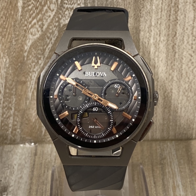 ブローバの98A162 CURVカーブ プログレッシブスポーツ ラバーベルト クオーツ腕輪時計の買取実績です。